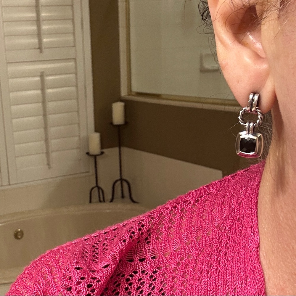 Authentic David Yurman silver and black onyx earrings. - Picture 5 of 5